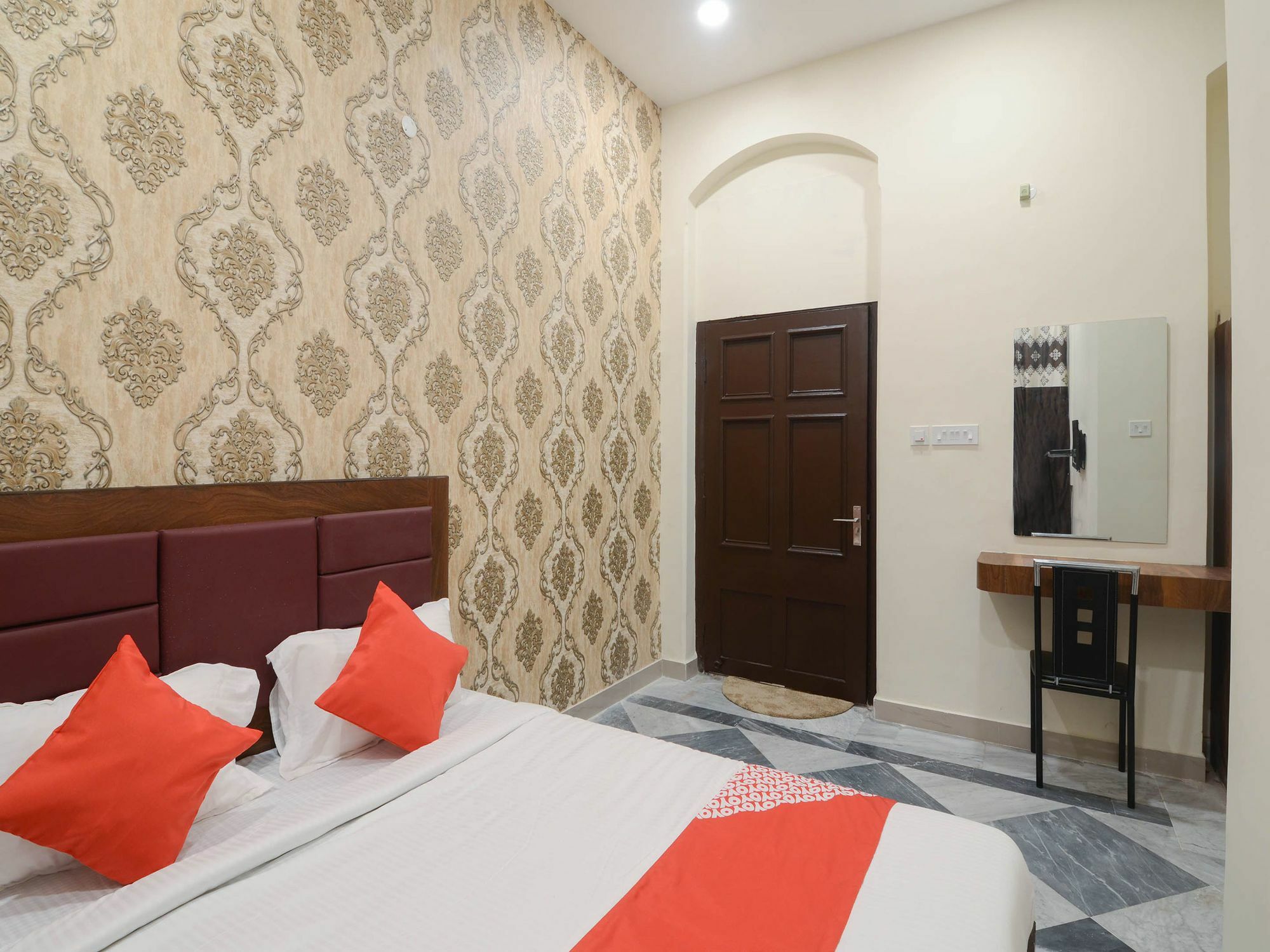 Flagship 13641 Elgin Terrace Hotel Alipur  Exterior photo